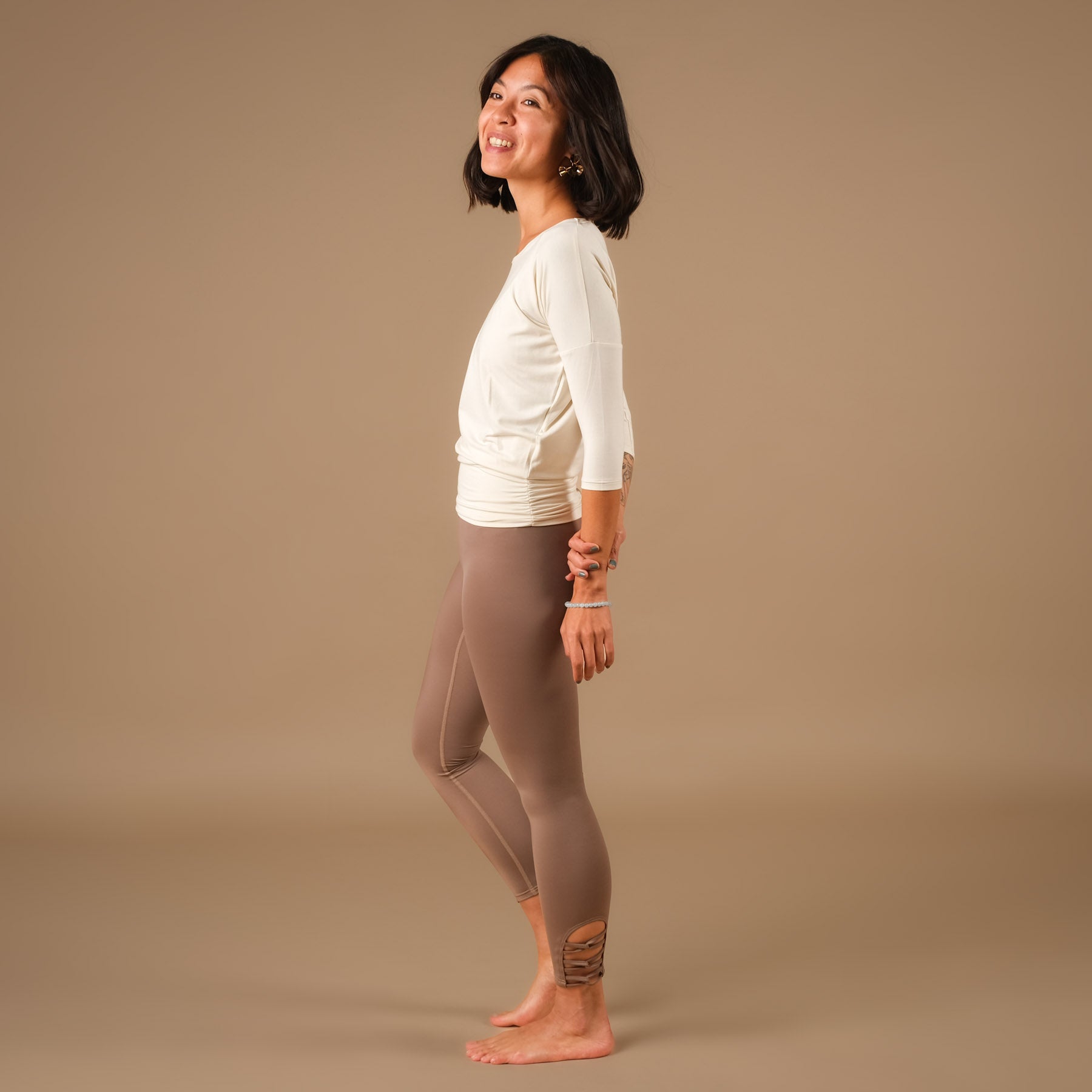 Yoga Shirt Comfy manches 3/4, fabriqué en Suisse, tissu très doux, écru