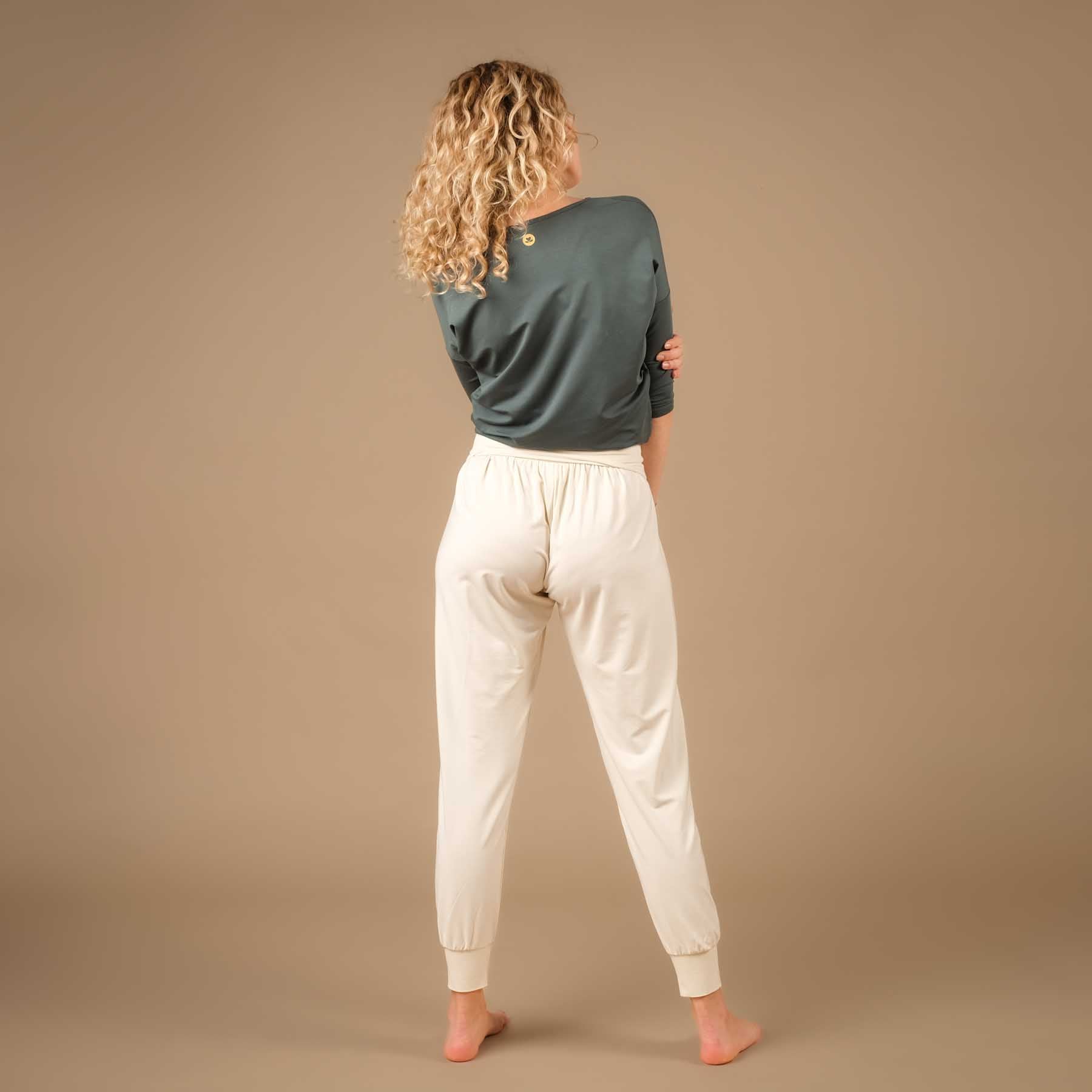Yoga Shirt Comfy manches 3/4, fabriqué en Suisse, tissu très doux, smaragd
